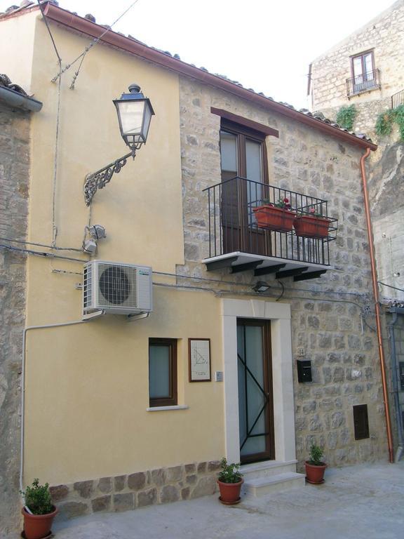 Bed and Breakfast Domus Lilio Petralia Sottana Exteriér fotografie